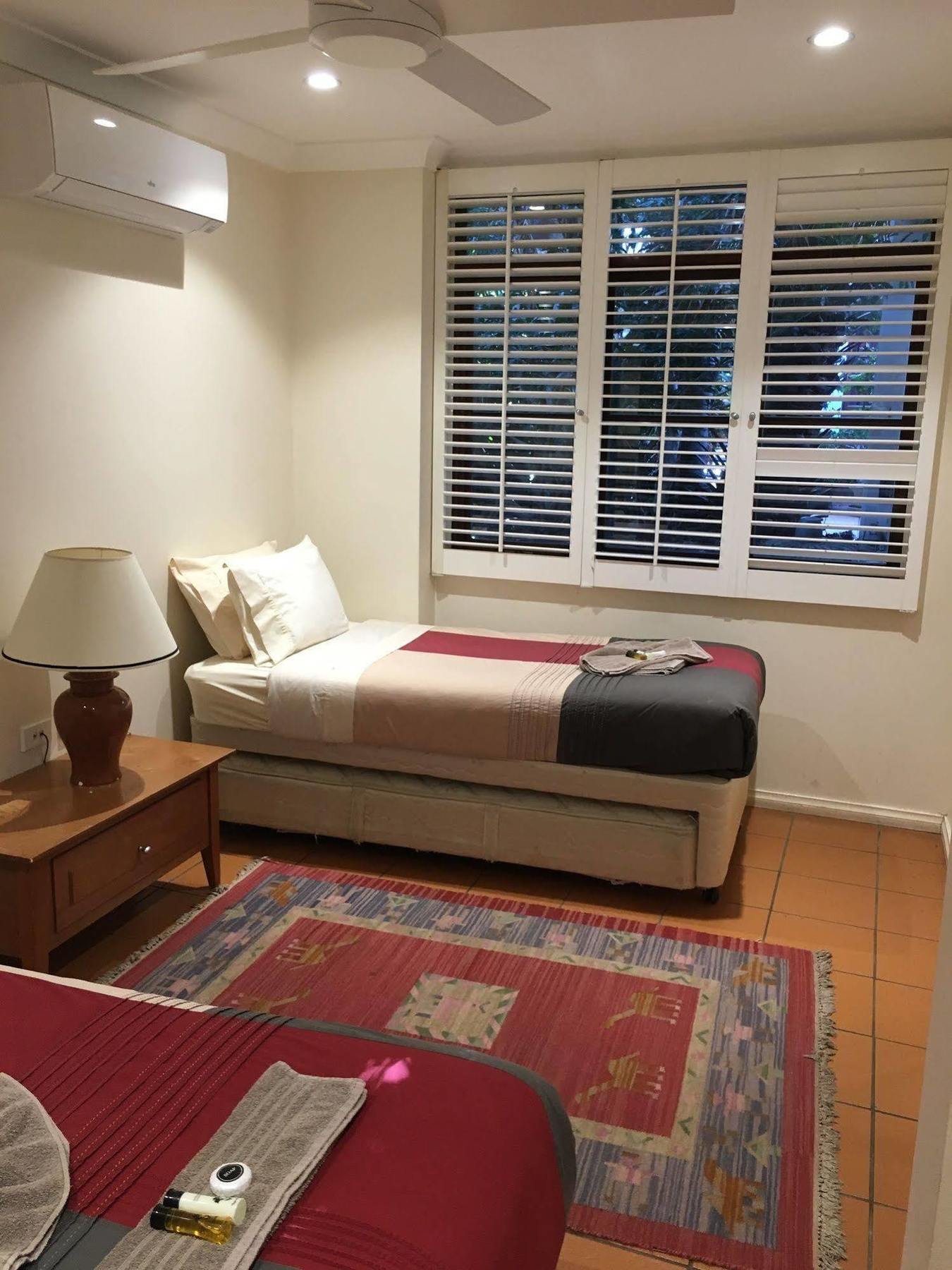 Manly Lodge Boutique Hotel Сидни Екстериор снимка