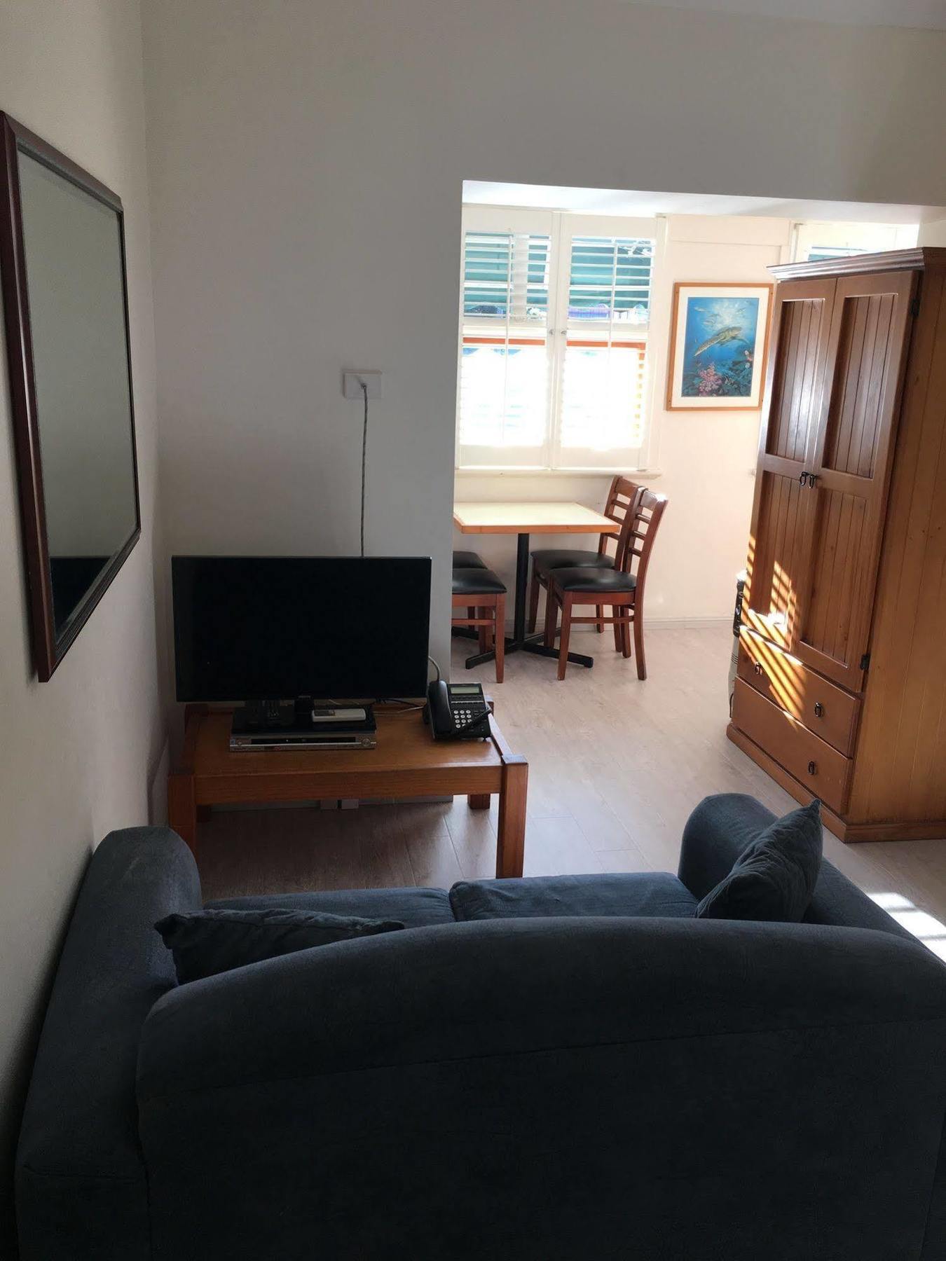 Manly Lodge Boutique Hotel Сидни Екстериор снимка